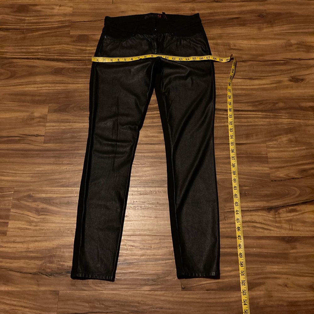 Woman’s lyocell/cotton pants, size 28.